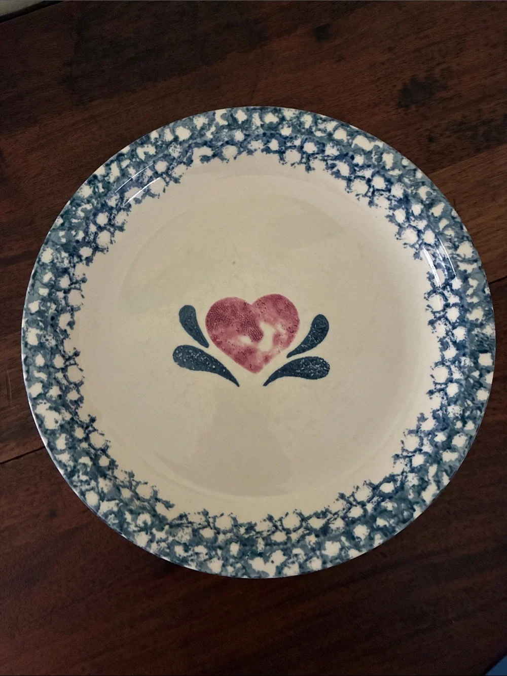 2 Culinary Arts Stoneware Welcome Home Red Hearts Spongeware Dinner Plates